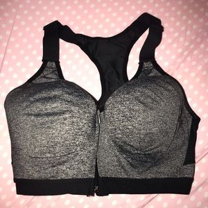 VS Sports Bra 32DD